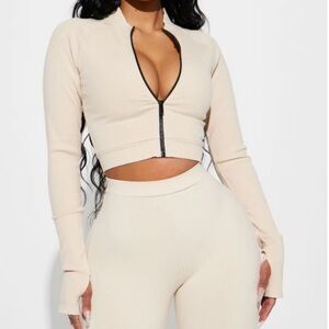 Fashion Nova Cream Zip-Up Crop Top
